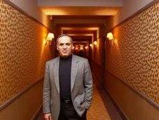 Echecs politique: Kasparov invité table Bush