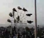 grande roue tourne grâce force humaine