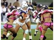 demoiselles jouent football américain lingerie