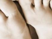 femme appelle police elle froid pieds