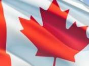 homme frappe lui-même pour aller travailler