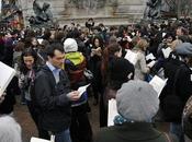 Flashmob Performance collective littéraire Place Michel Paris