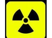 presse jeunesse radioactive avec publicités pro-nucléaire