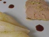 Foie gras badiane cardamome verte, pistaches, poires gastrique café (cuisson sous-vide)