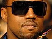 Kanye West déguisé papi pervers!