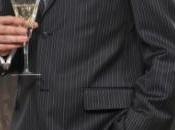 marié vend l'espace publicitaire cravate