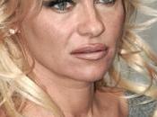 Pamela Anderson fera l'ouverture d'un club strip-tease