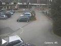 Videos insolites: barrière parking débloque camion renversé vent