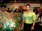 [PHOTOS] Aftab graces Deeds charitable exhibition