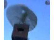Conforama parachute meubles plein Paris (vidéo)
