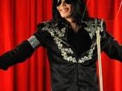 Michael Jackson réduit coûts