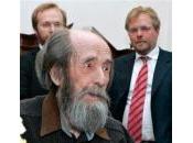 Moscou rend hommage Soljenitsyne dans exposition