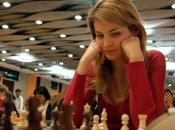 National féminin d'échecs l'analyse ronde notre spécialiste, Roland Wimmer