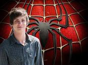 Logan Lerman nouveau Spider (Peter Parker)