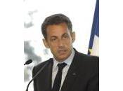 Nicolas Sarkozy s'entretient avec famille d'un lycéen poignardé