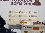 Echecs Analyse Anand reste champion monde