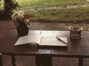 darksilenceinsuburbia: Virginia Woolf’s Desk Giséle...