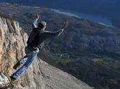 L'IMAGE JOUR: Saut Base Jump