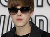 Justin Bieber lance vernis ongles