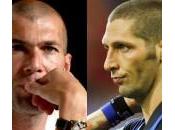 Materazzi Zidane tendu main
