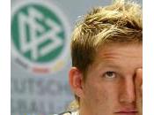 Bayern Munich Schweinsteiger prolonge