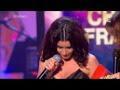 Vidéo chute Jenifer, chanteuse tombe direct France
