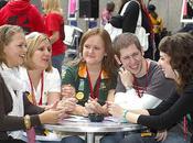 Ayant beaucoup d'amis l'école Vous rend plus intelligent!