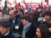 manifestation parisienne solidarité avec peuple tunisien.