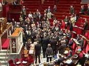 Pourquoi hommes politiques français sont impopulaires?