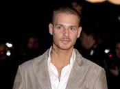 Pokora n'aime draguer internet