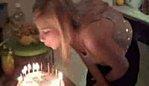 blonde fête anniversaire défi sucette videos