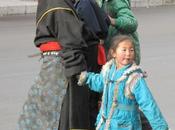 Xiahe regard Tibétains…