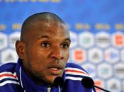 Eric Abidal footballeur être opéré d'une tumeur