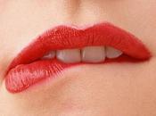 rouge lèvres....... avaler