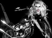 Officiel pochette d'album Born This Way, Lady GaGa transformée moto