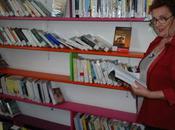 Caissargues (30) petite bibliothèque possède derniers bestsellers