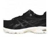 ASICS Trainer Surface