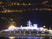 Pharrell Yacht studio dans Yacht...