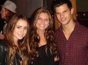 Taylor Lautner Lilly Collins