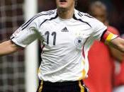 Tottenham Everton lorgnent Klose