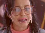 Katy Perry transforme Ugly Betty pour nouveau clip