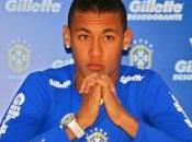 Santos Cinq clubs fait offre pour Neymar