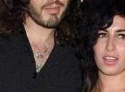 Russell Brand rend hommage Winehouse, j’ai failli pleurer…