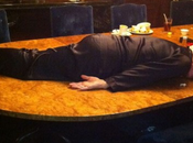 Quand Hugh Hefner laisse tenter planking