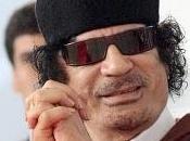 Kadhafi touché satellite chute libre