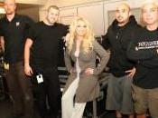 Britney laisse message Twitter photo backstage