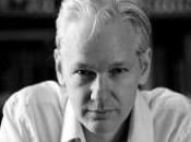 Assange "iTunes espionne(rait) utilisateurs"