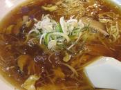 Hong Kong soupe d’ailerons requins quitte menu…