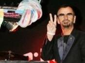 Ringo Starr rend hommage John Lennon