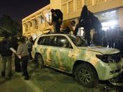 Libye: siège Conseil national libyen (CNT) attaqué manifestants